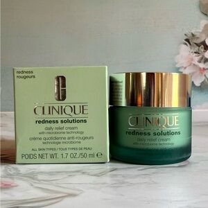 Clinique Redness Solutions Daily Relief Cream With Microbiome Technology 1.7oz